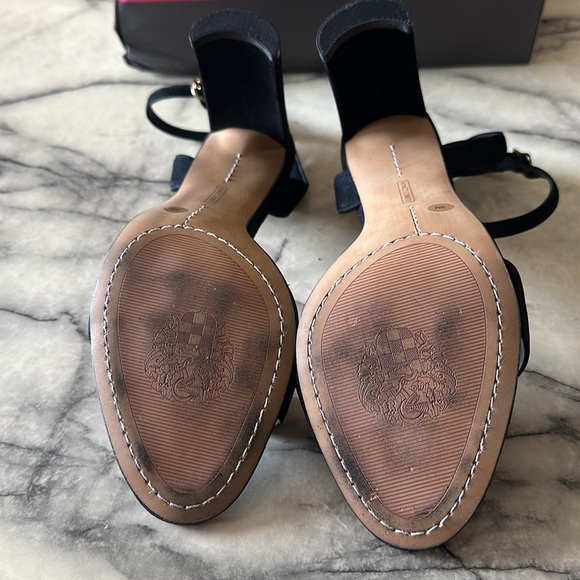 Vince Camuto Black Heels - Picture 6 of 10